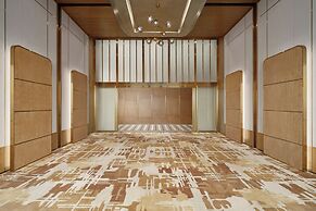 Vinpearl Landmark 81, Autograph Collection