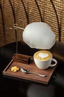 Vinpearl Landmark 81, Autograph Collection