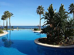 Mi Capricho Luxury Apartament by the Sea