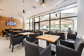 Molo Park Aparthotel