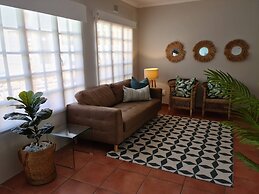 African Sands Bed & Breakfast