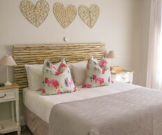 African Sands Bed & Breakfast