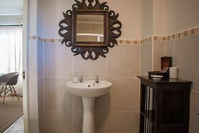 African Sands Bed & Breakfast