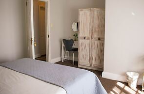 African Sands Bed & Breakfast