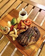 Blue Tao Beach Hotel