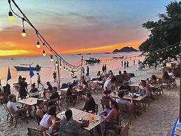 Blue Tao Beach Hotel