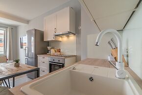 Luxurious Suites Elegance