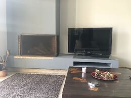 Cozy Flat With Acropolis View