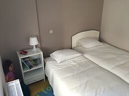 Cozy Flat With Acropolis View