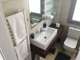 Cozy Flat With Acropolis View