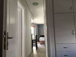 Cozy Flat With Acropolis View