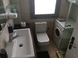 Cozy Flat With Acropolis View