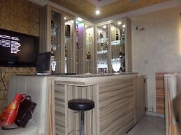 Serena Hotel & Suites