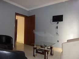 Serena Hotel & Suites