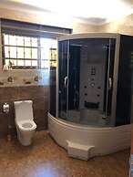 Marina Lake View Apartments