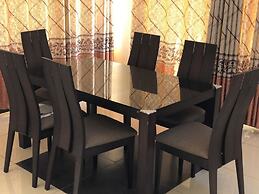 Marina Lake View Apartments