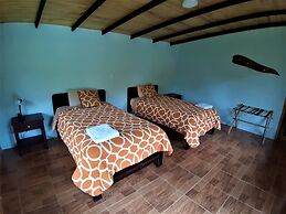 Mindo Loma Bird Lodge