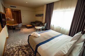 Holiday Inn Aktau - Seaside by IHG