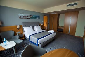 Holiday Inn Aktau - Seaside by IHG