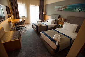 Holiday Inn Aktau - Seaside by IHG