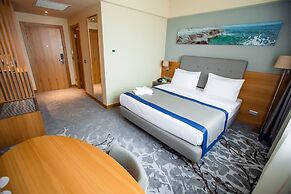 Holiday Inn Aktau - Seaside by IHG