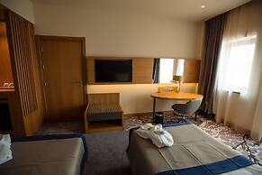 Holiday Inn Aktau - Seaside by IHG