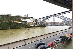 RVA Gustavo Eiffel Apartments