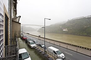 RVA Gustavo Eiffel Apartments