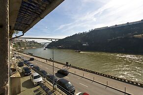 RVA Gustavo Eiffel Apartments