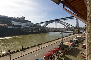 RVA Gustavo Eiffel Apartments