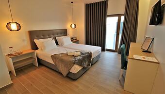 Authentic Tavira Hotel