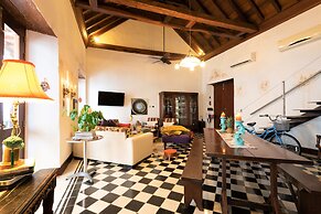 San Pedro Apartments