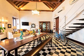 San Pedro Apartments