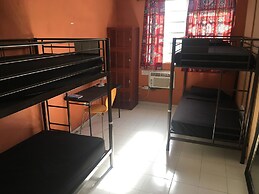 Villa Eshta - Hostel