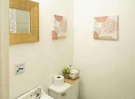 Africa house-Casa Hotel Laureles-La70