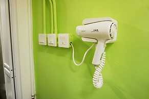 Hi Backpackers - Hong Kong Hostel Group