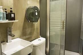 Hi Backpackers - Hong Kong Hostel Group