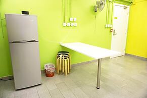 Hi Backpackers - Hong Kong Hostel Group