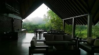 Go Go Green Resort