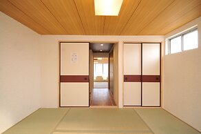 Condominium House in Osaka Shin-Fukae