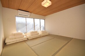 Condominium House in Osaka Shin-Fukae