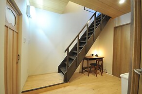 Condominium House in Osaka Miyakojima