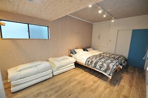 Condominium House in Osaka Namba