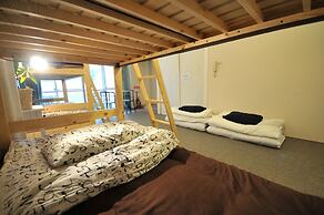 Condominium House in Osaka Nakatsu