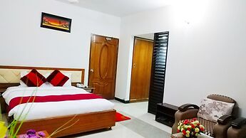 Hotel Khan Palace