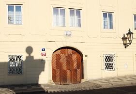 Prague Castle View Apartment