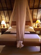 Sandy Beach Bungalows