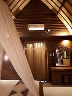 Sandy Beach Bungalows