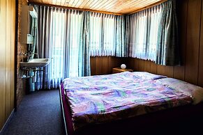 Haus Amour