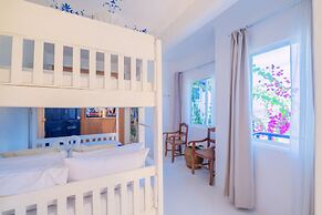 Club Monet Beach Resort By Cocotel